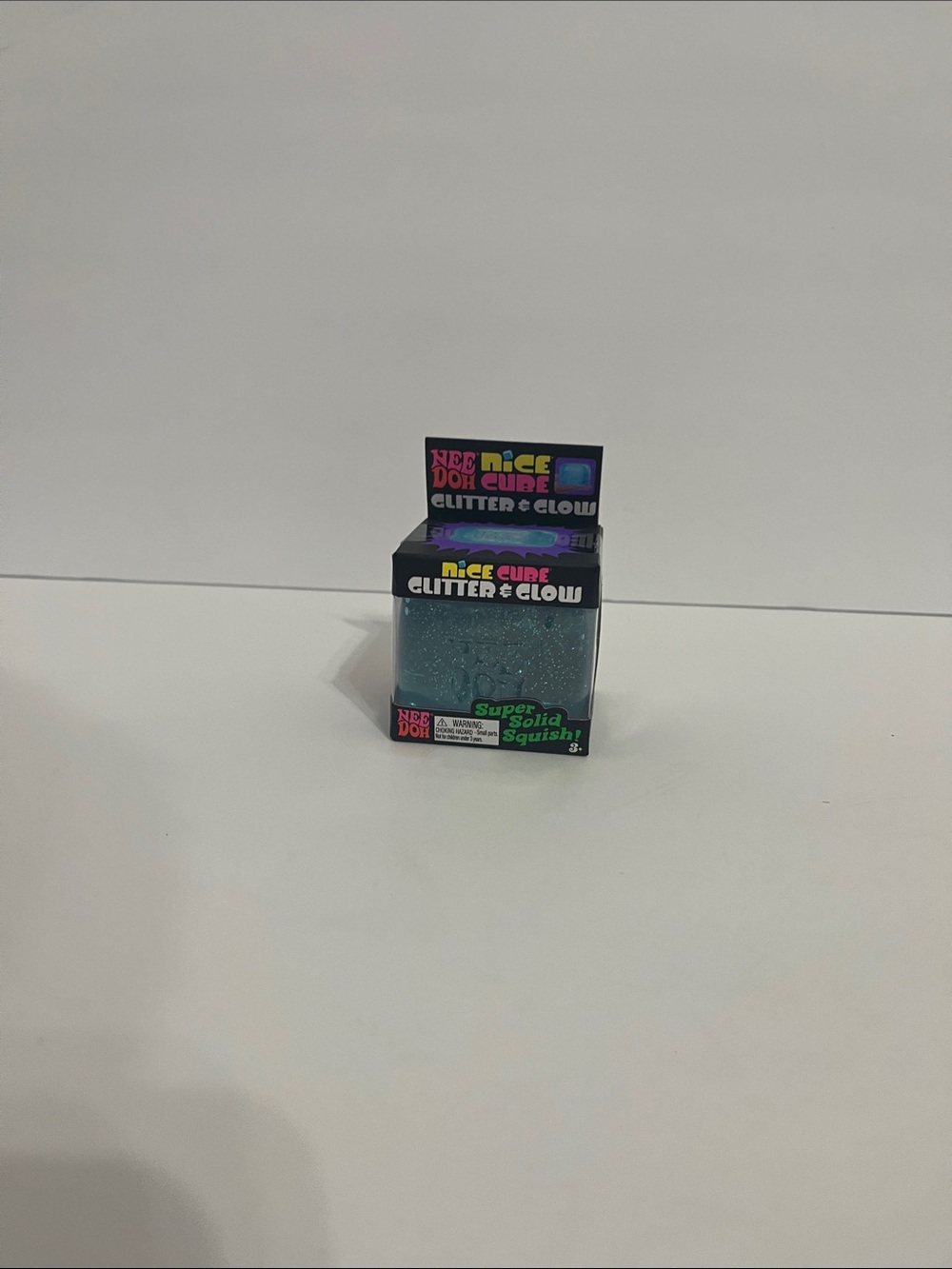 Glitter & Glow Super Sonic Squish - Blue Glitter Cube
